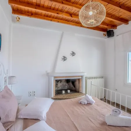 View Ftelia (Mykonos)